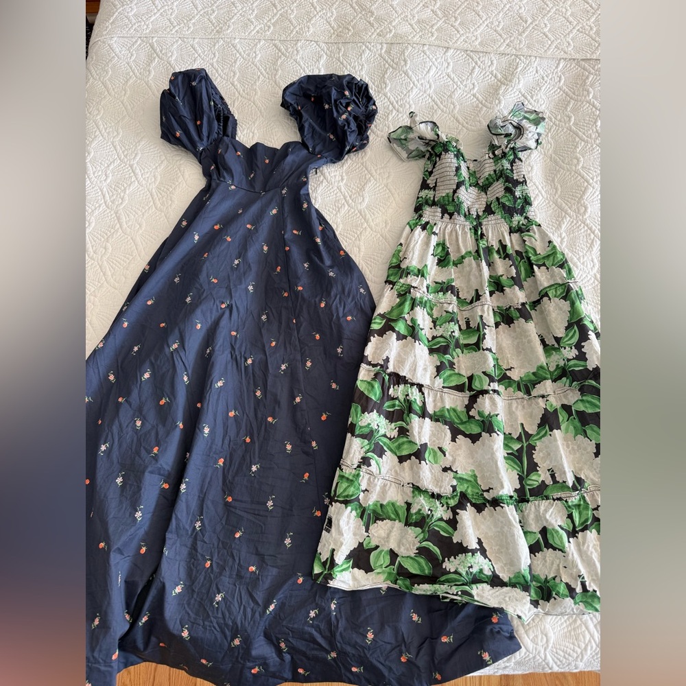 Lot of two HH dresses (xxxs/TN size)